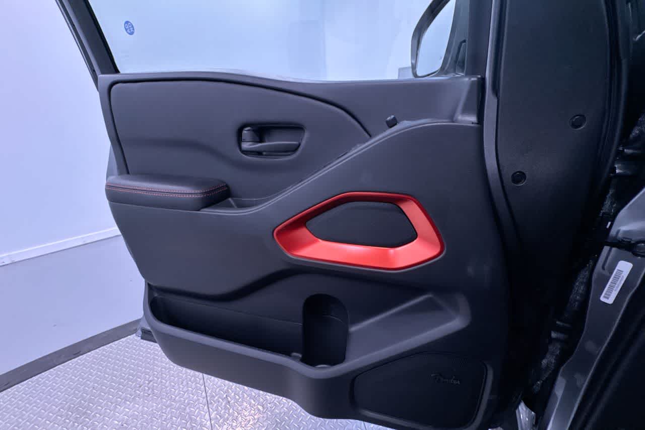 2026 Nissan Frontier PRO-4X w/R Package