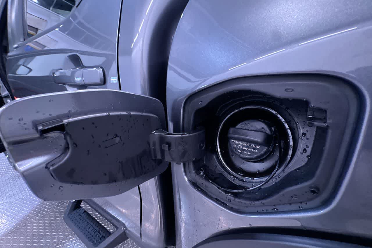 2026 Nissan Frontier PRO-4X w/R Package