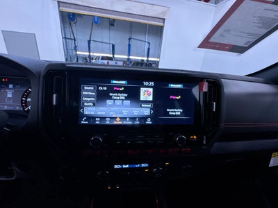 2026 Nissan Frontier PRO-4X w/R Package