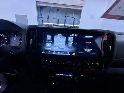 2026 Nissan Frontier PRO-4X w/R Package