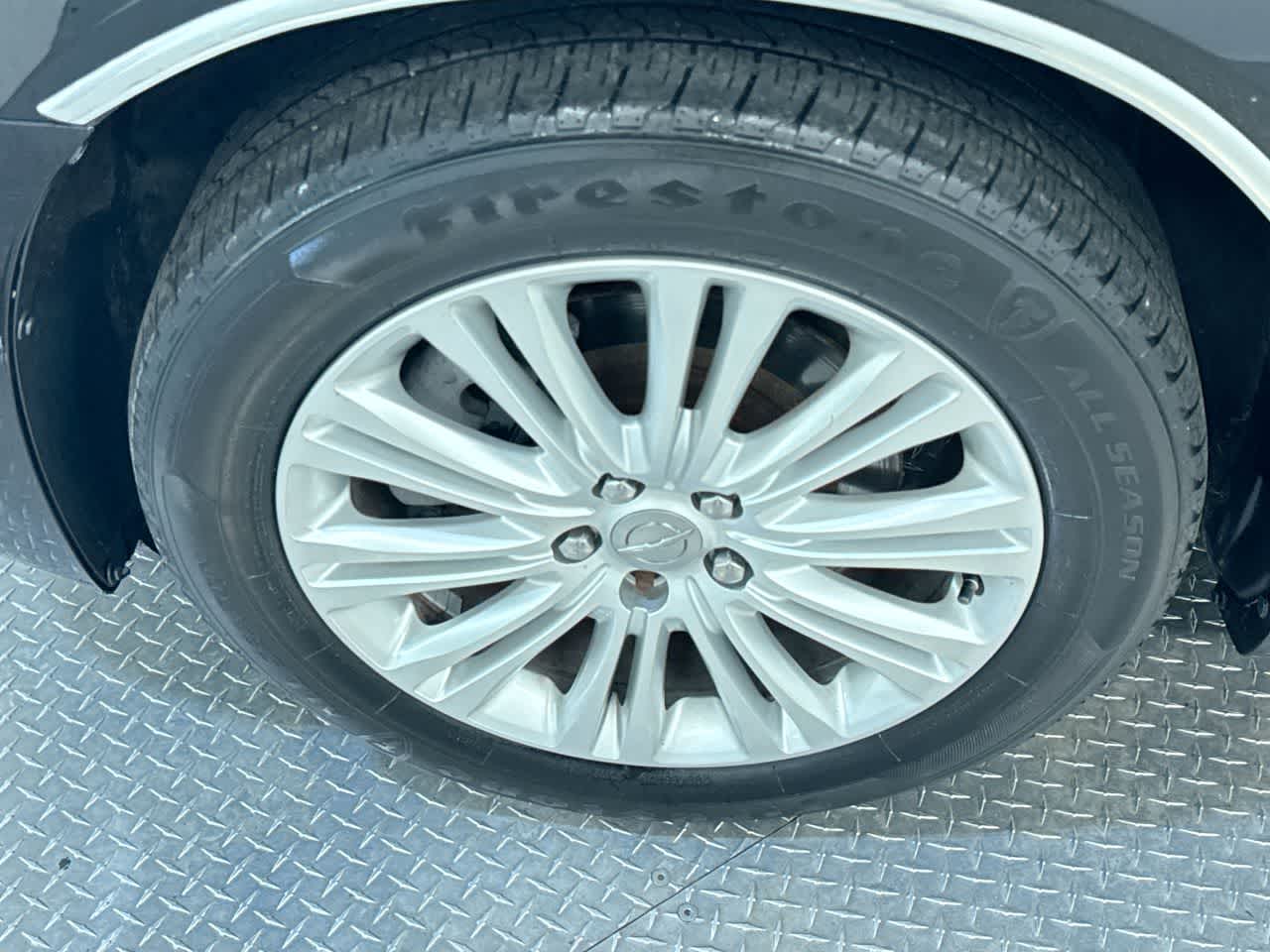 2014 Chrysler 300 4dr Sdn AWD