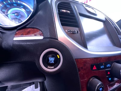 2014 Chrysler 300 4dr Sdn AWD