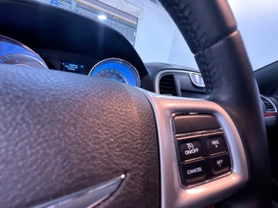 2014 Chrysler 300 4dr Sdn AWD