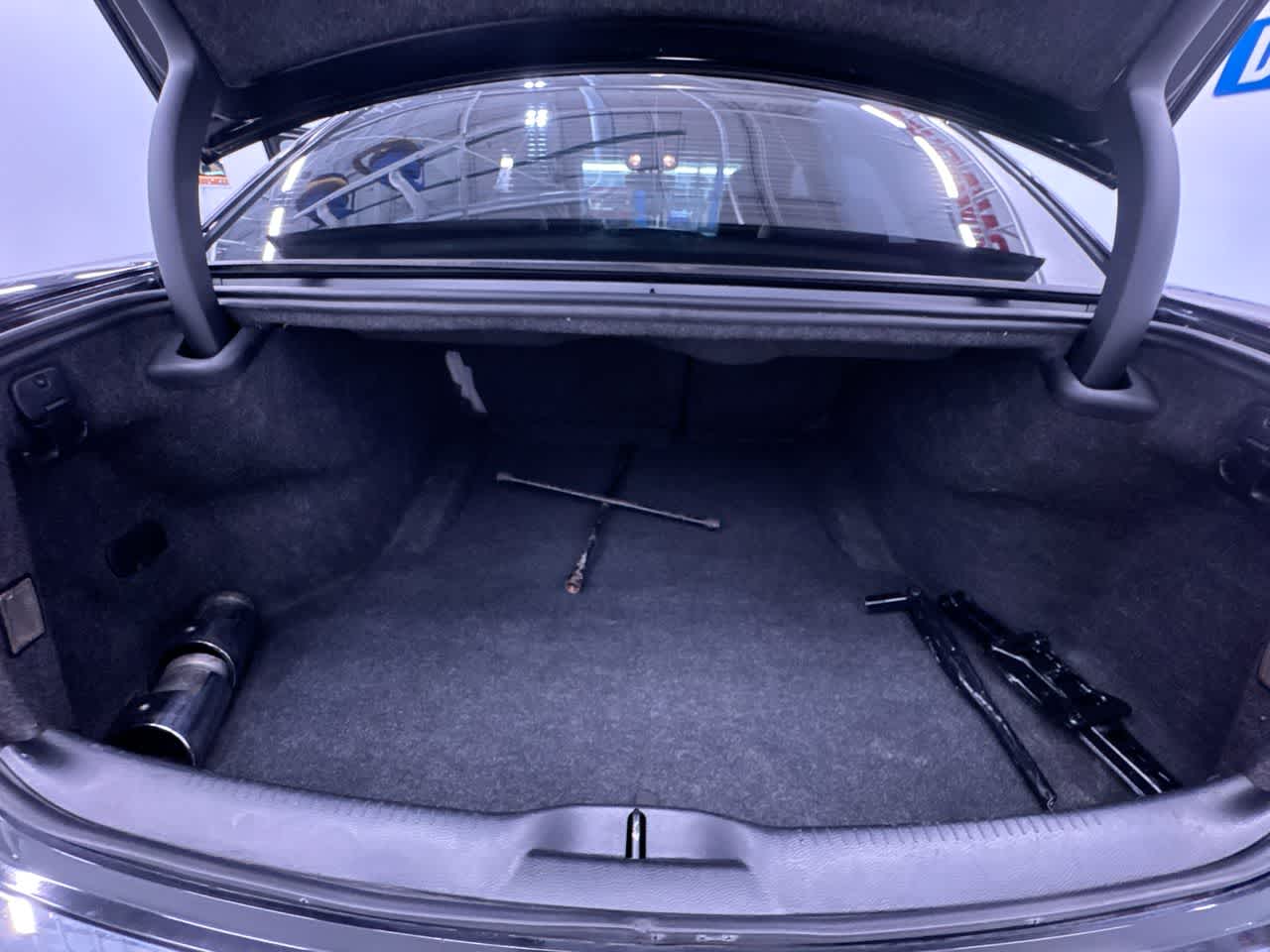 2014 Chrysler 300 4dr Sdn AWD