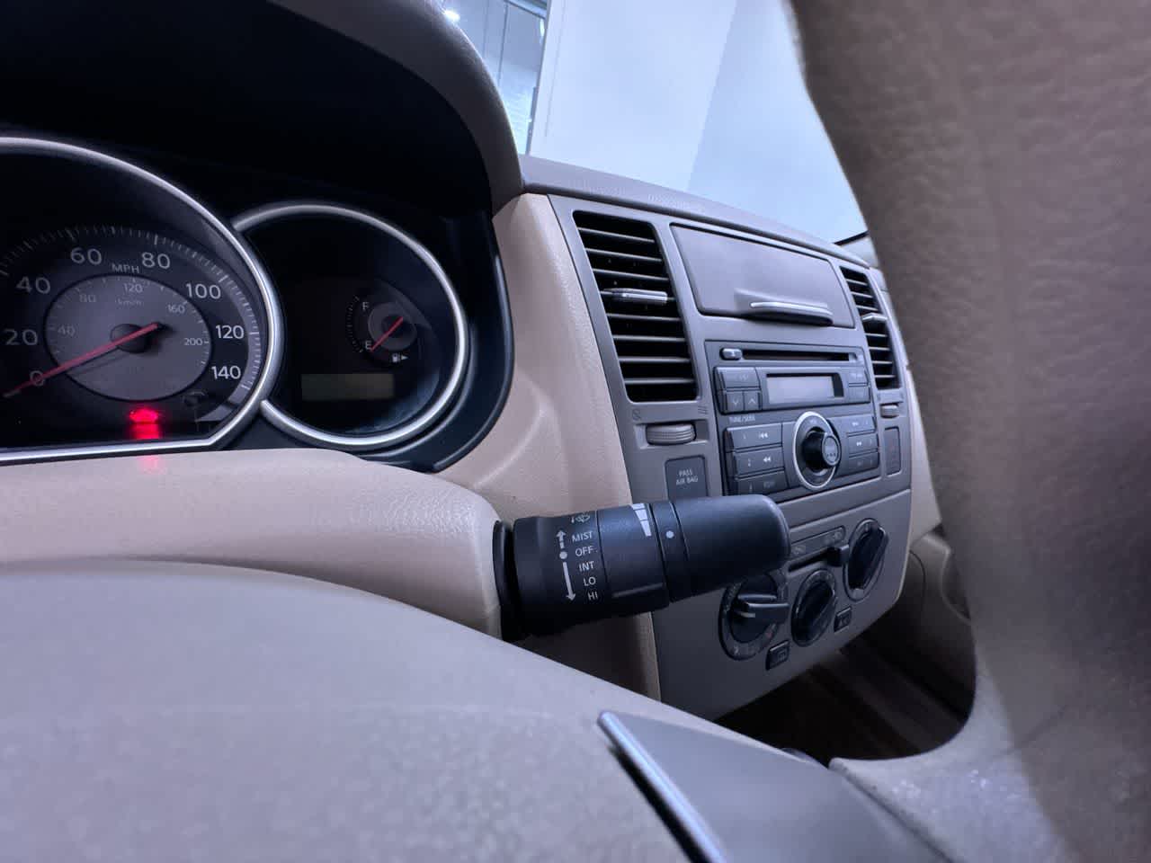 2009 Nissan Versa 1.8 S