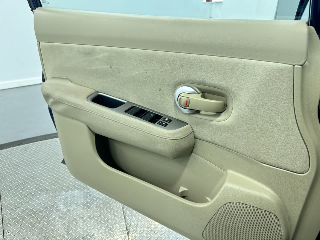 2009 Nissan Versa 1.8 S