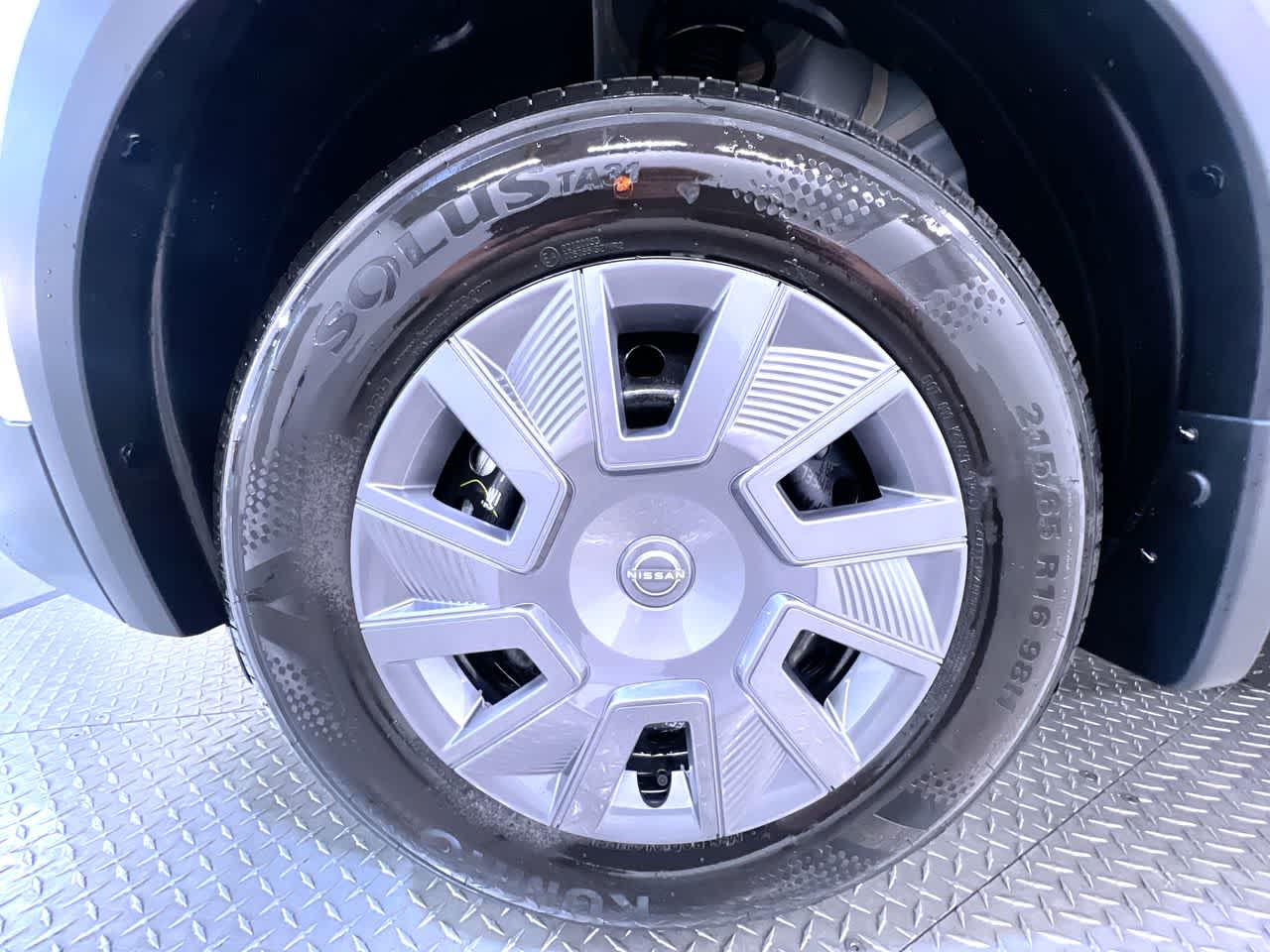 2027 Nissan Kicks S