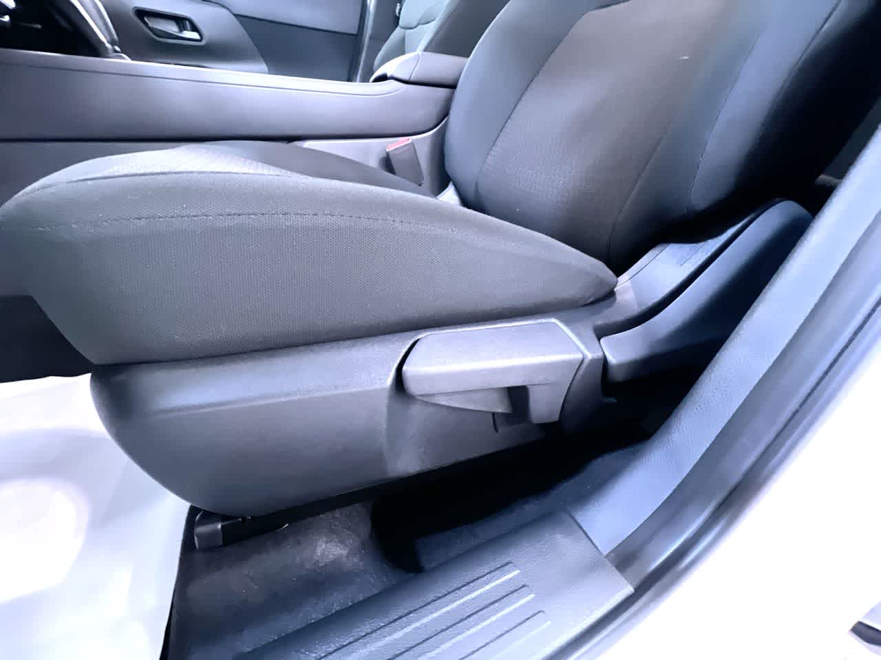 2027 Nissan Kicks S