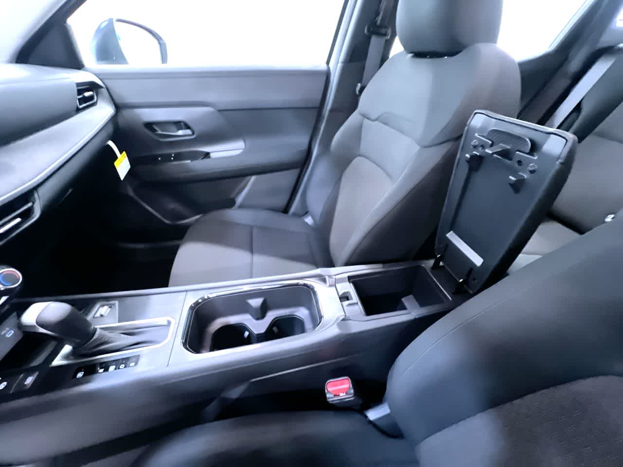 2027 Nissan Kicks S