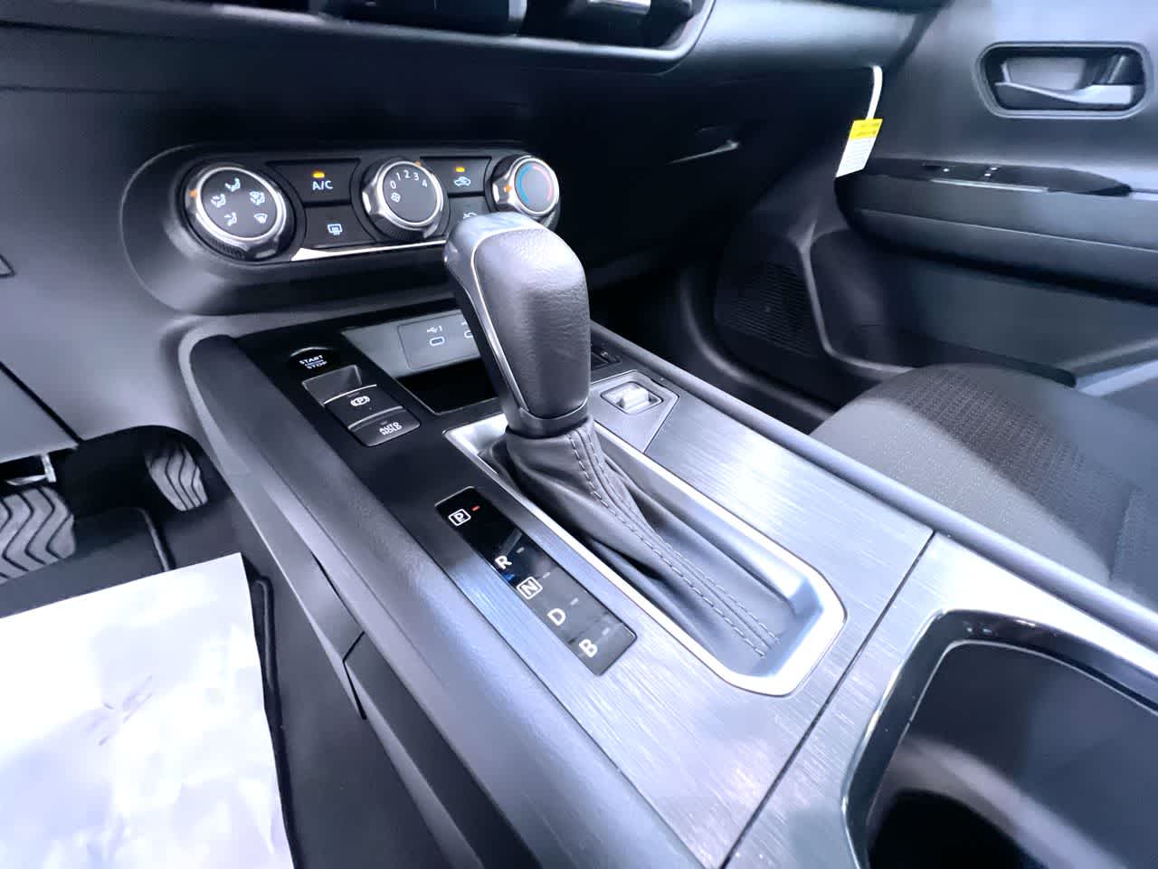 2027 Nissan Kicks S