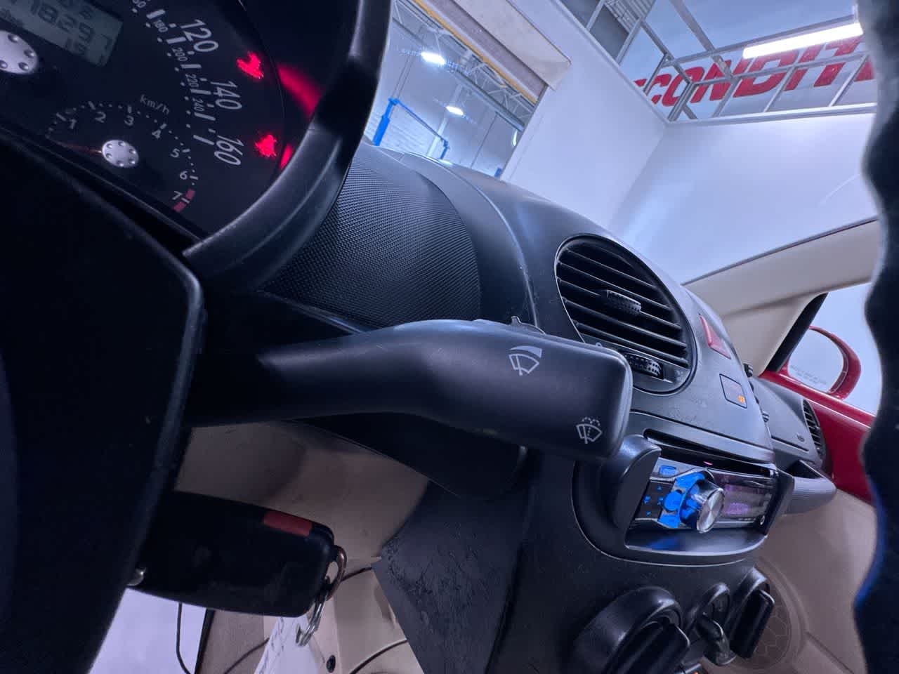 2005 Volkswagen New Beetle GLS