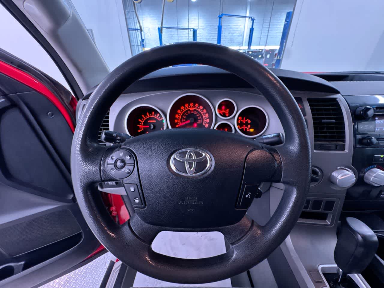 2010 Toyota Tundra Dbl 4.6L V8 6-Spd AT (Natl)