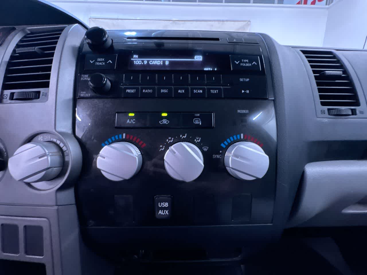 2010 Toyota Tundra Dbl 4.6L V8 6-Spd AT (Natl)