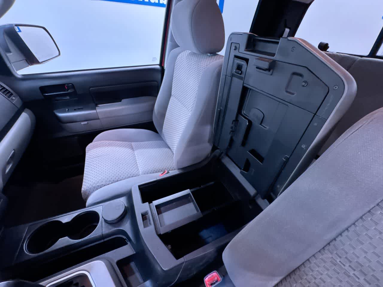 2010 Toyota Tundra Dbl 4.6L V8 6-Spd AT (Natl)