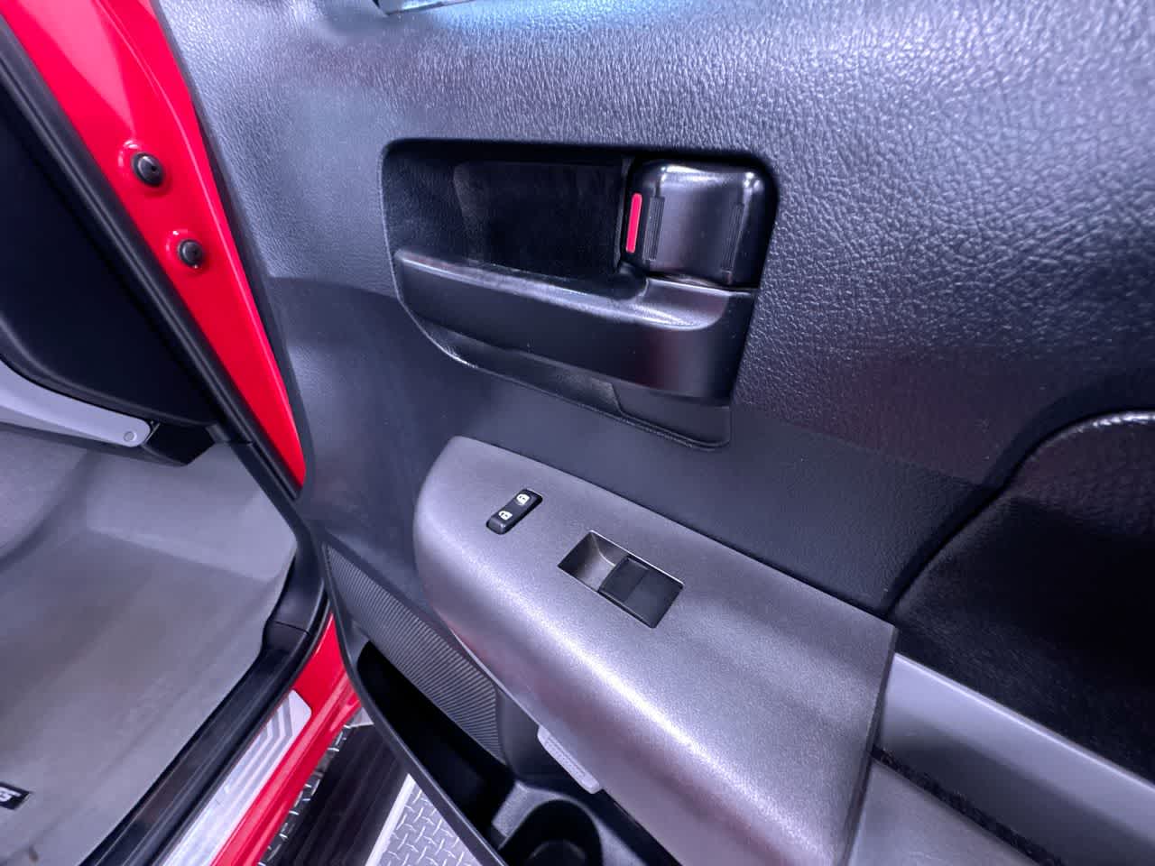 2010 Toyota Tundra Dbl 4.6L V8 6-Spd AT (Natl)