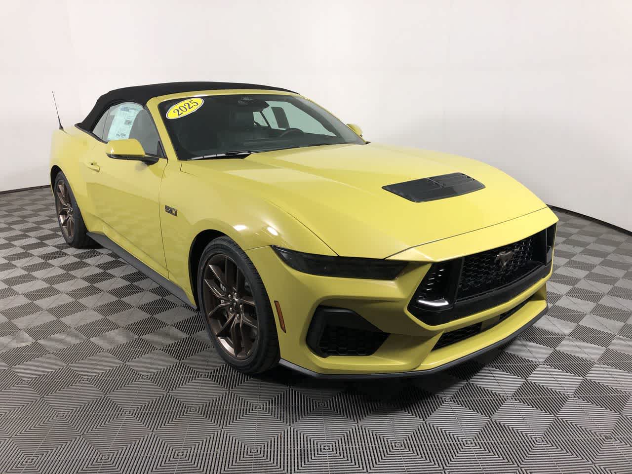 2025 Ford Mustang GT Premium