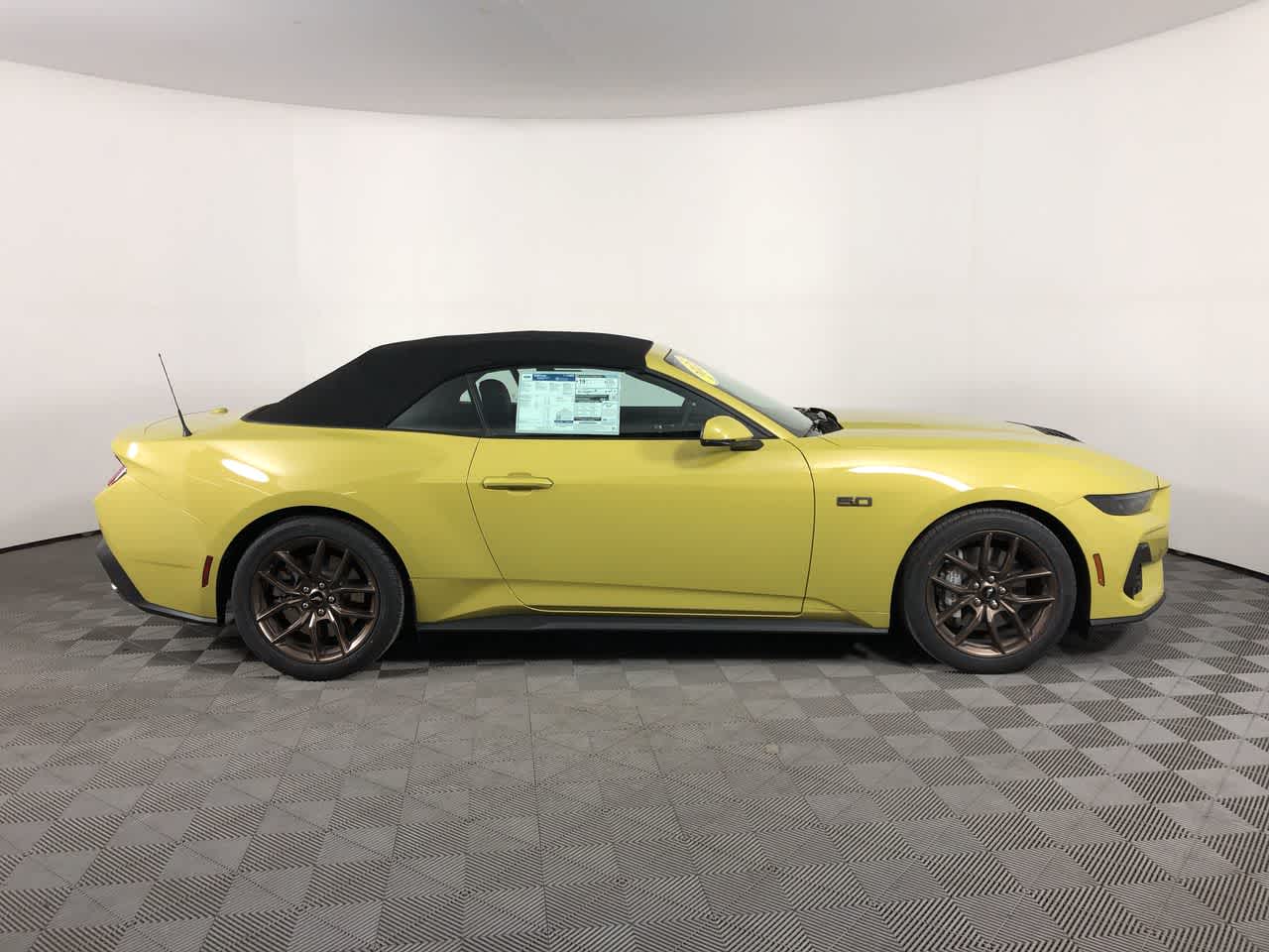 2025 Ford Mustang GT Premium