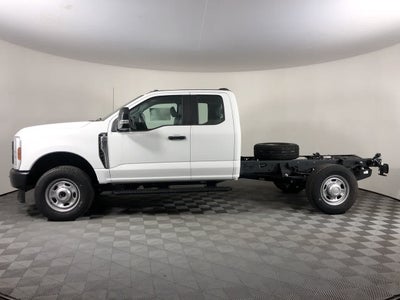 2024 Ford Super Duty F-350 SRW XL