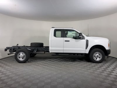 2024 Ford Super Duty F-350 SRW XL