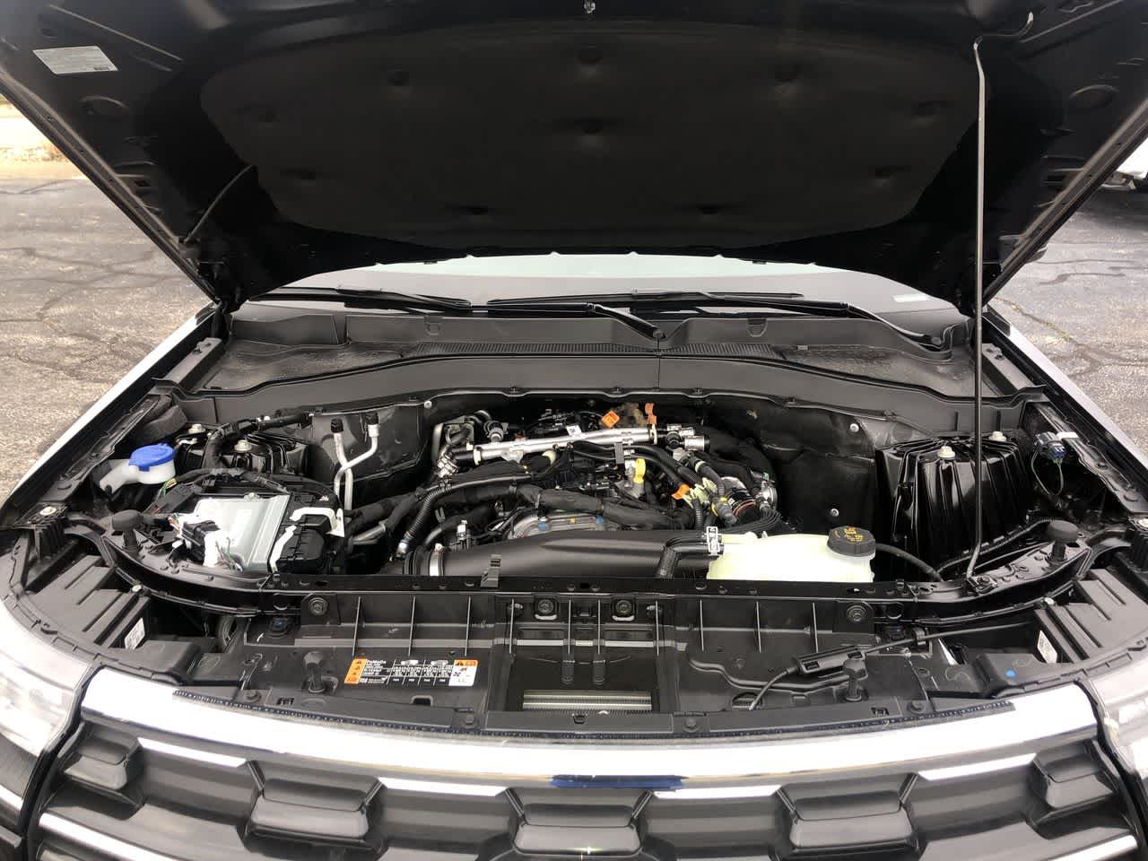 2026 Ford Explorer Active w/100A Pkg