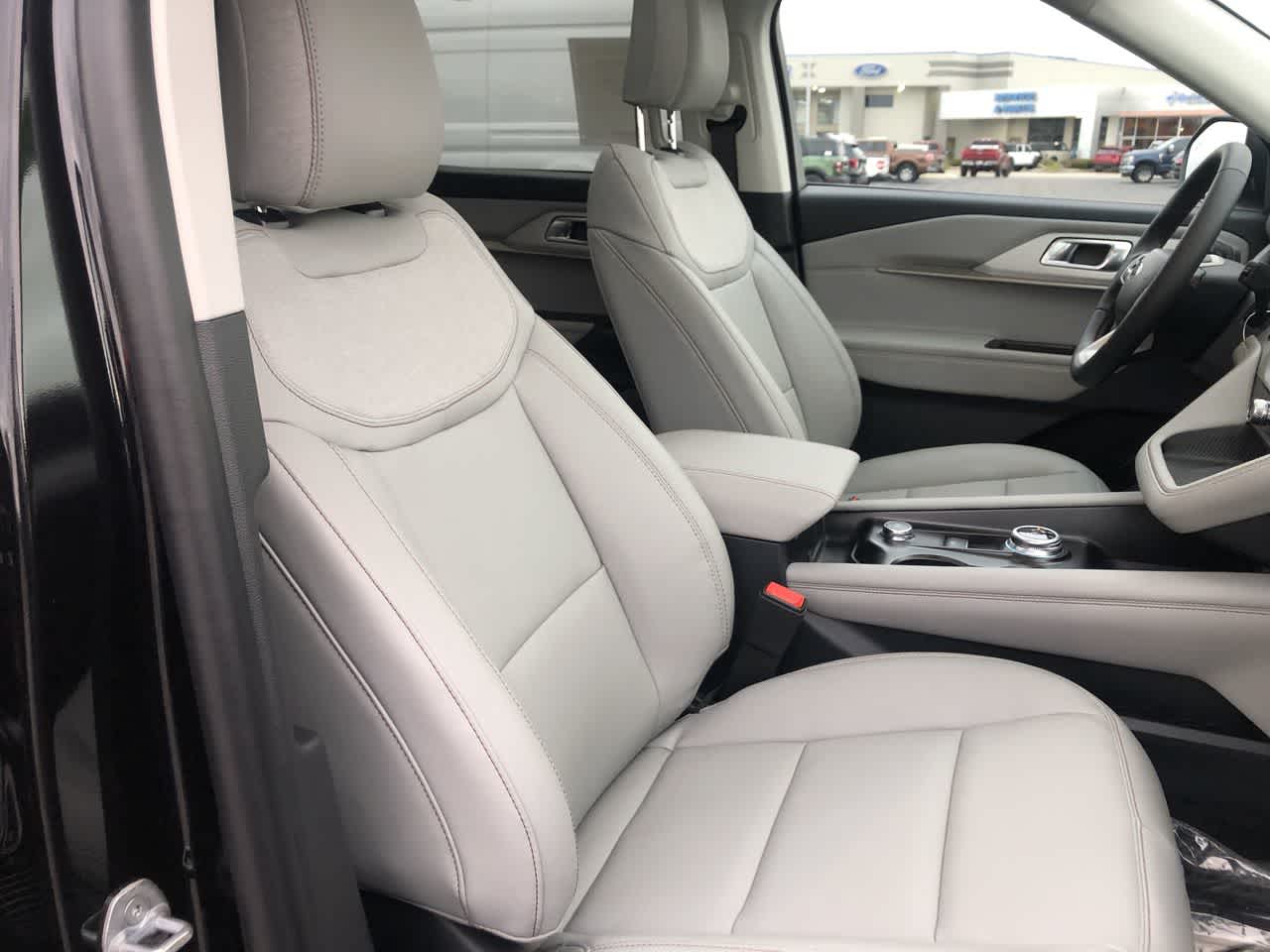 2026 Ford Explorer Active w/100A Pkg