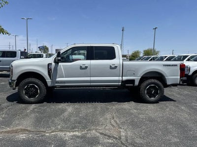 2026 Ford Super Duty F-350® Lariat®