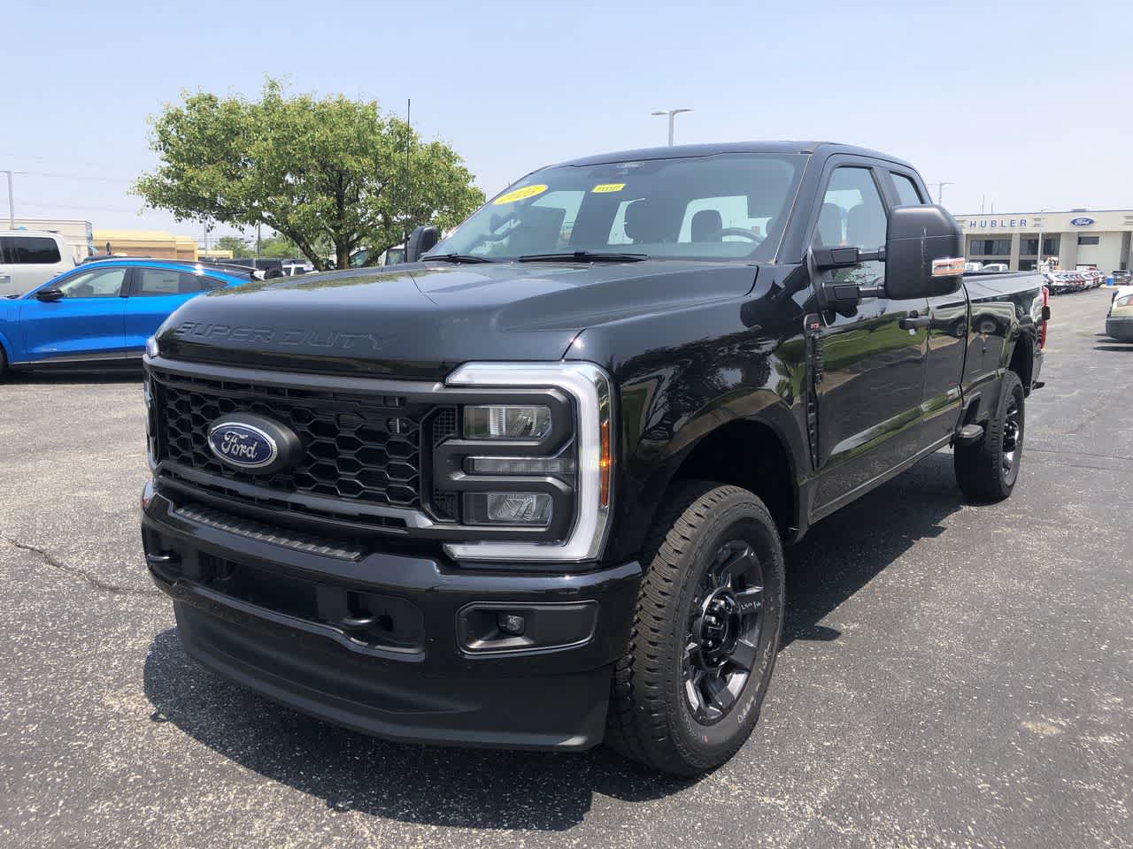 2025 Ford Super Duty F-350 SRW XL