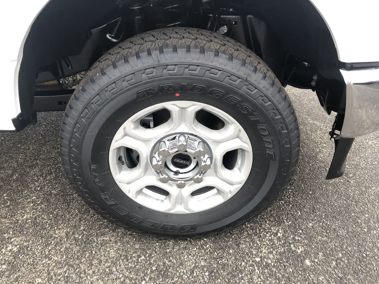 2026 Ford Super Duty F-350 SRW XLT