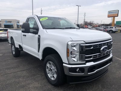 2026 Ford Super Duty F-350 SRW XLT