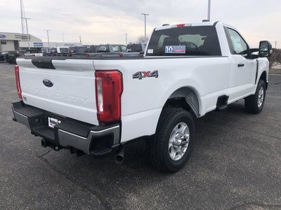2026 Ford Super Duty F-350 SRW XLT