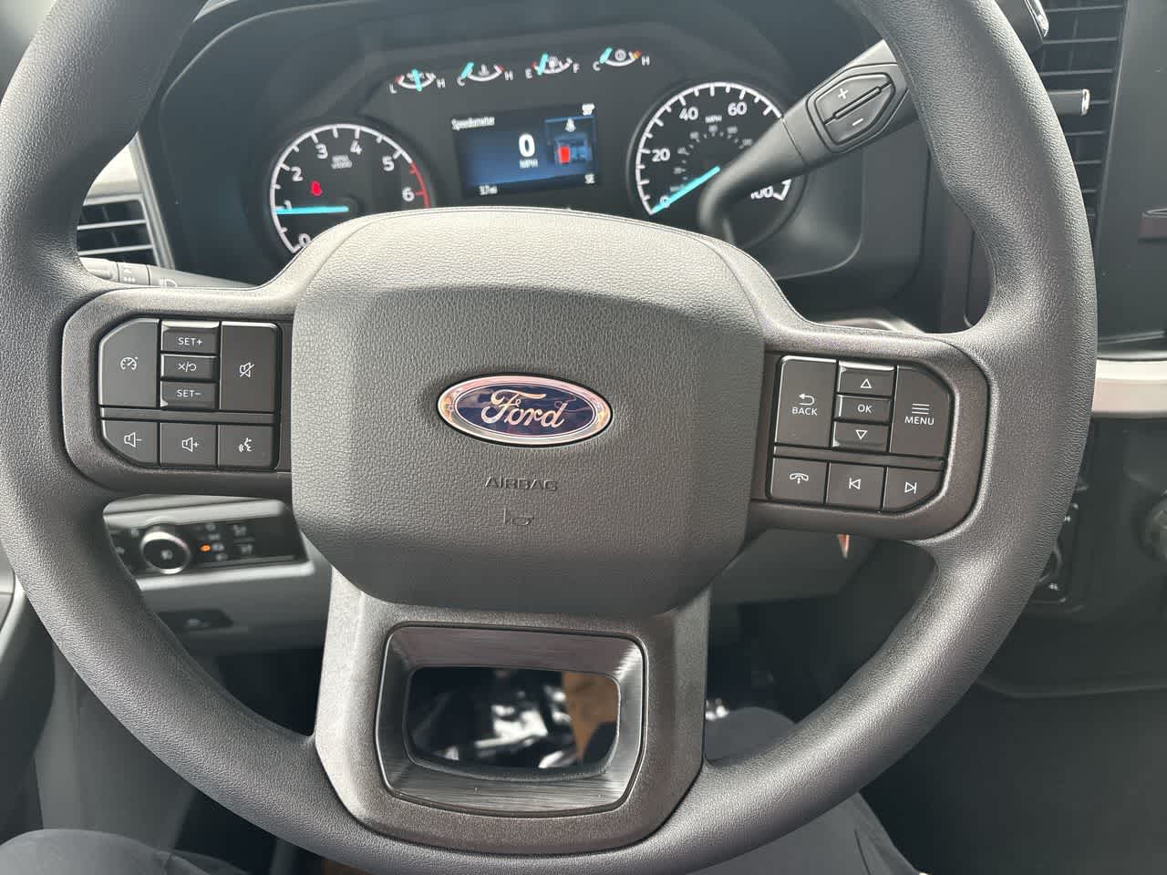 2026 Ford Super Duty F-350 SRW XLT