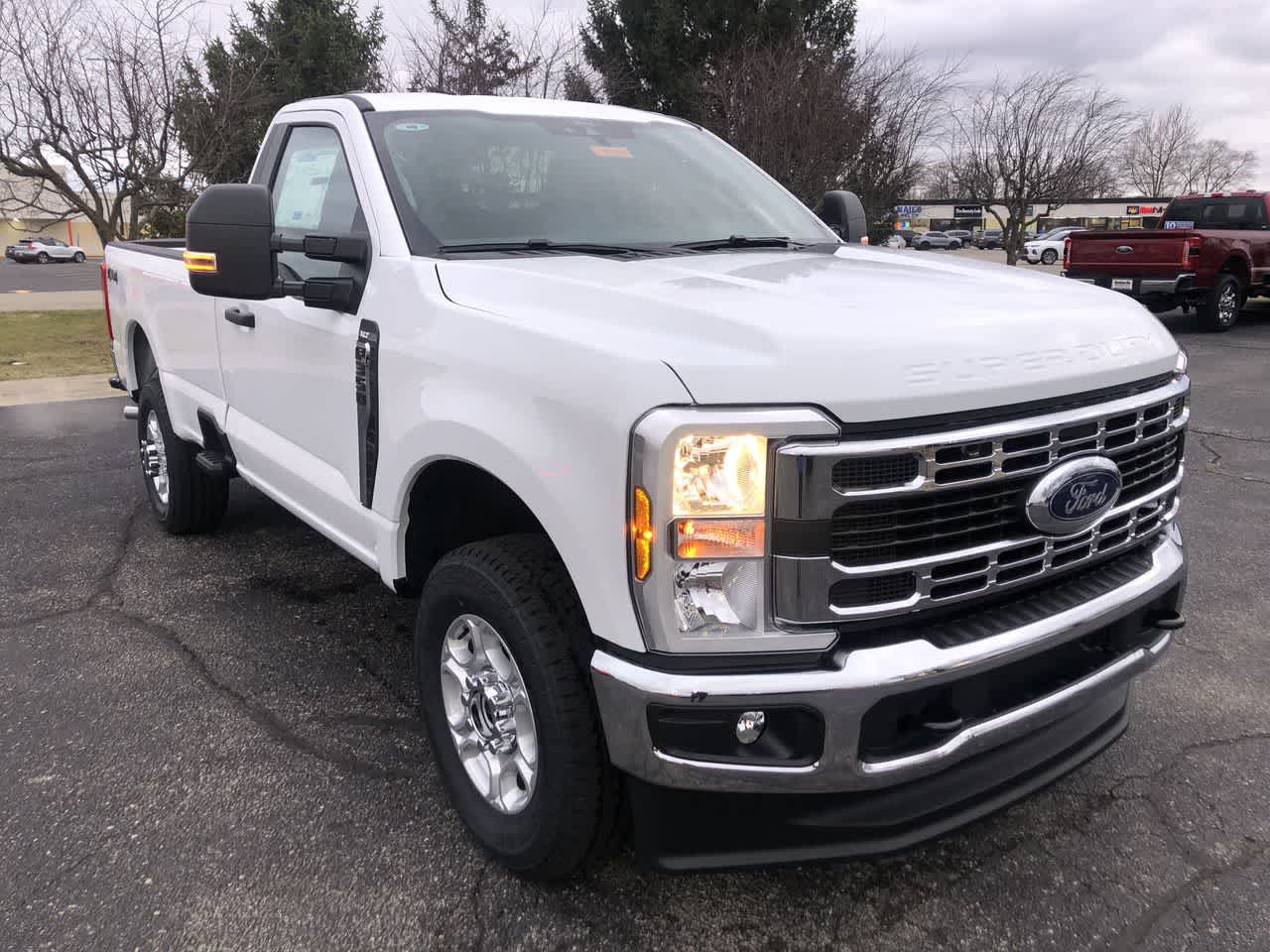 2026 Ford Super Duty F-350 SRW XLT