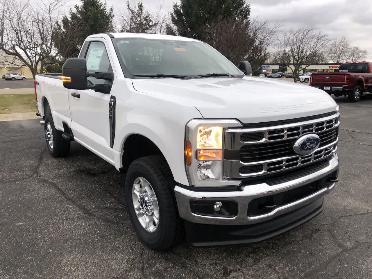 2026 Ford Super Duty F-350 SRW XLT