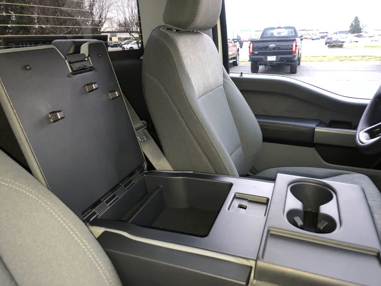 2026 Ford Super Duty F-350 SRW XLT