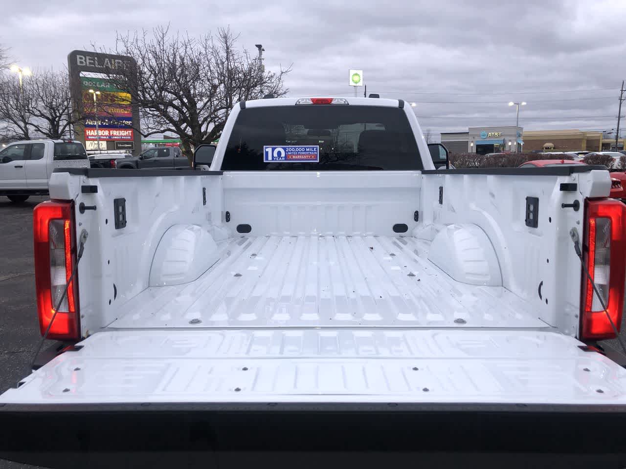 2026 Ford Super Duty F-350 SRW XLT