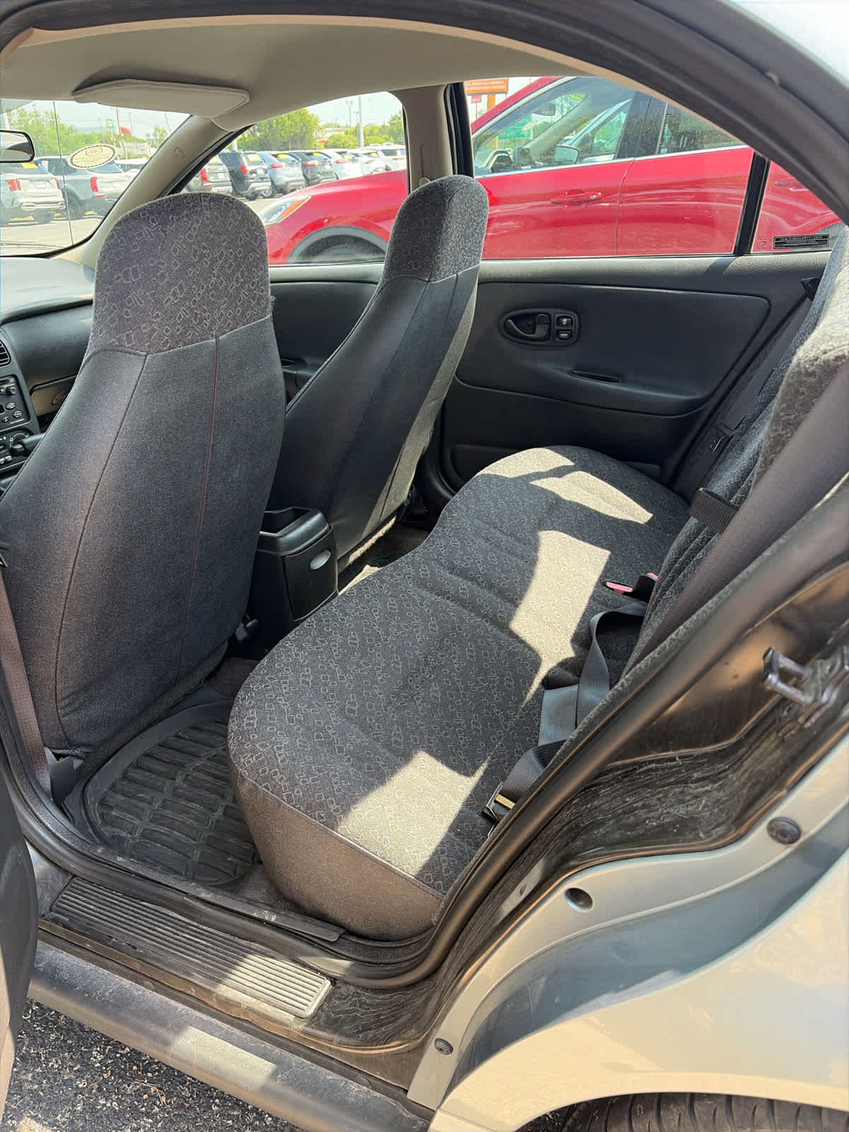 2002 Saturn SL SL1 Auto