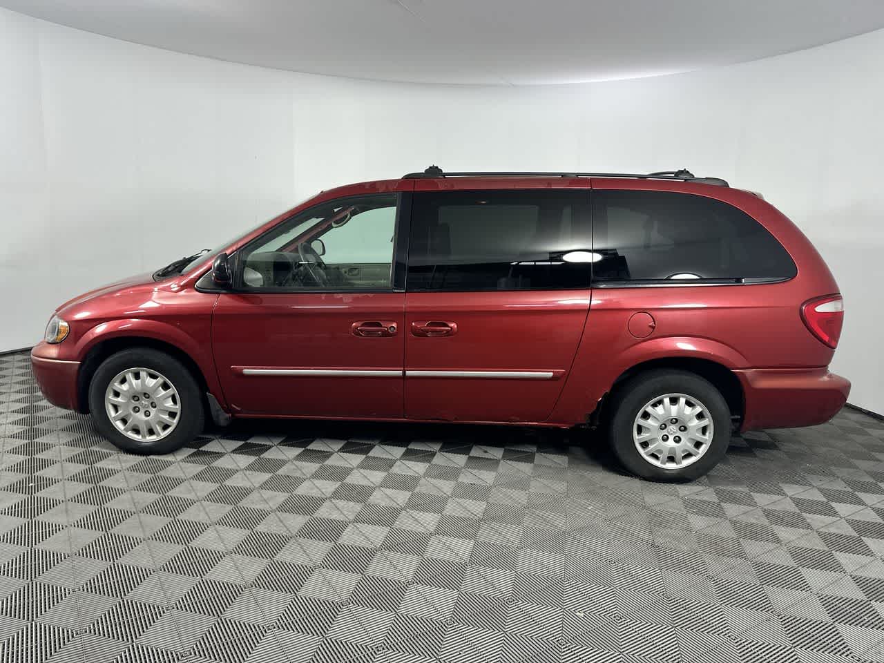 2005 Chrysler Town & Country Touring