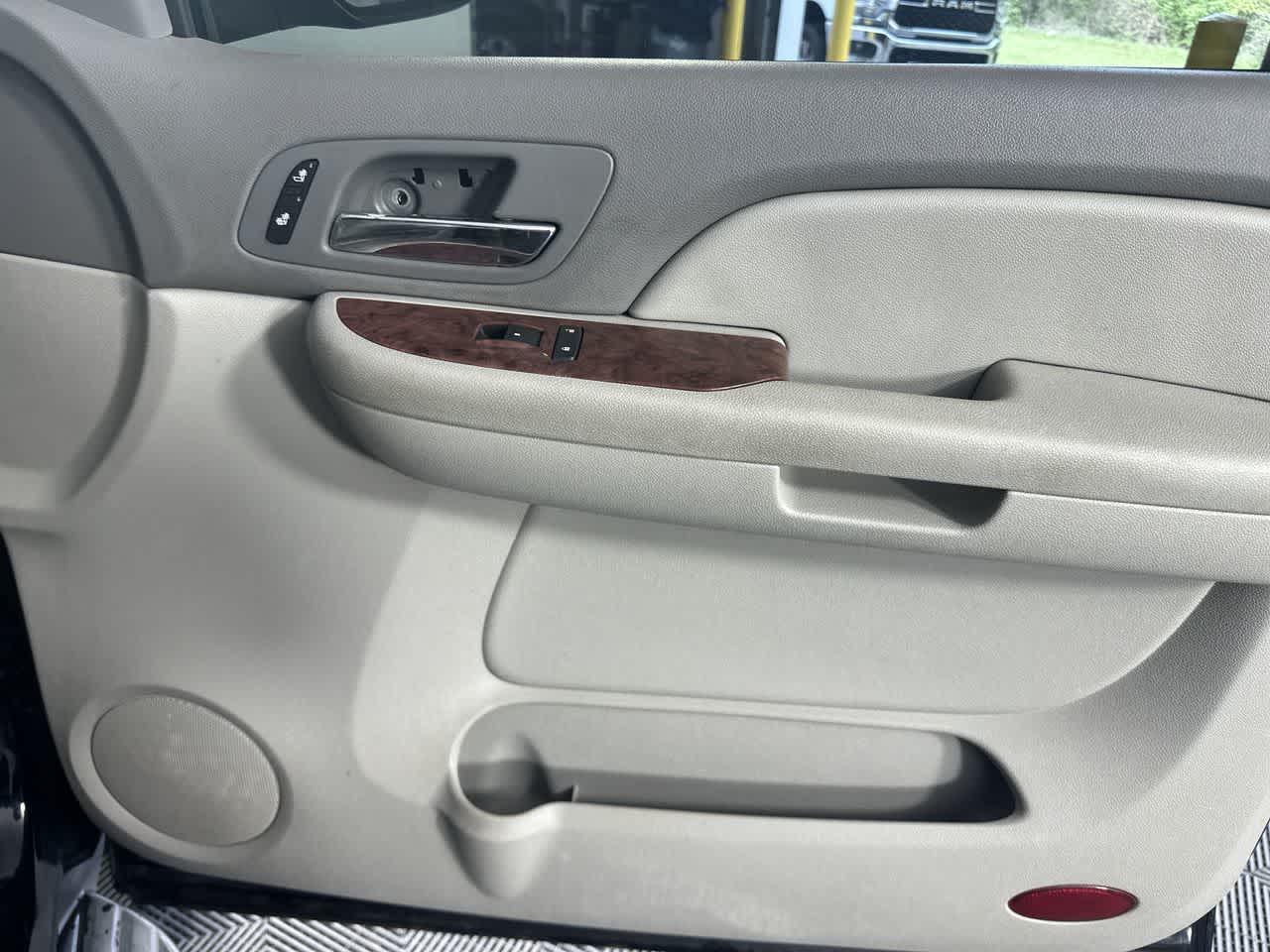 2007 Chevrolet Suburban LTZ